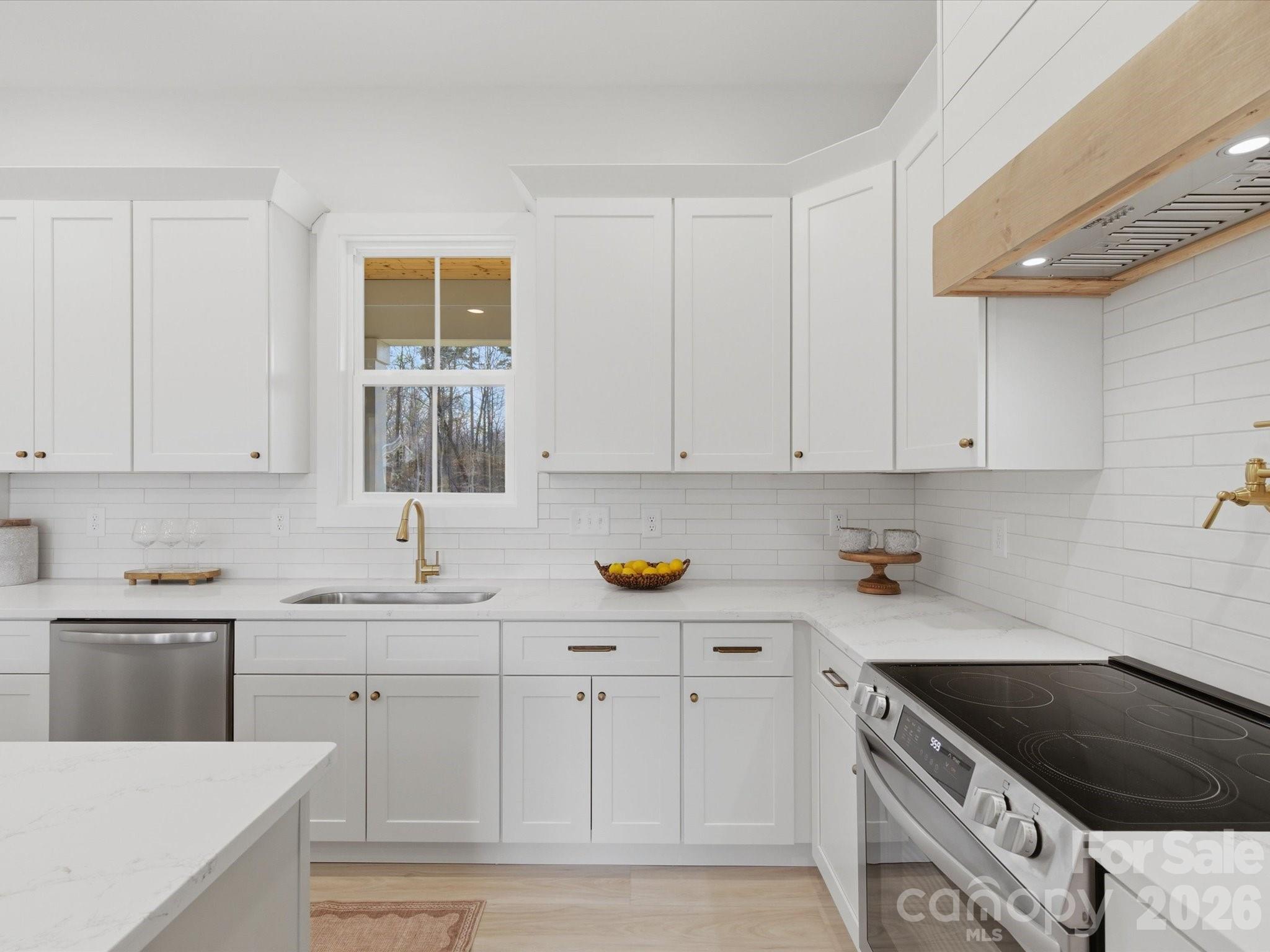 1133 White Jenkins Road — Bessemer City