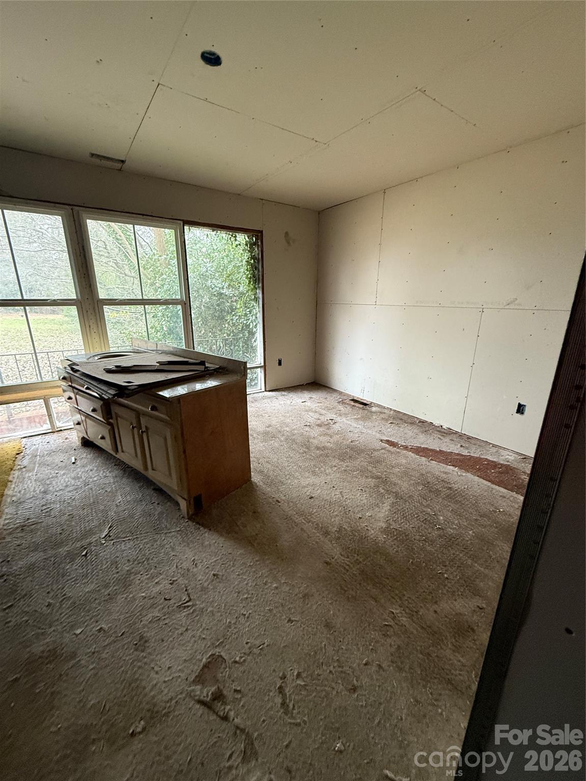 8106 Mount Holly Road — Charlotte