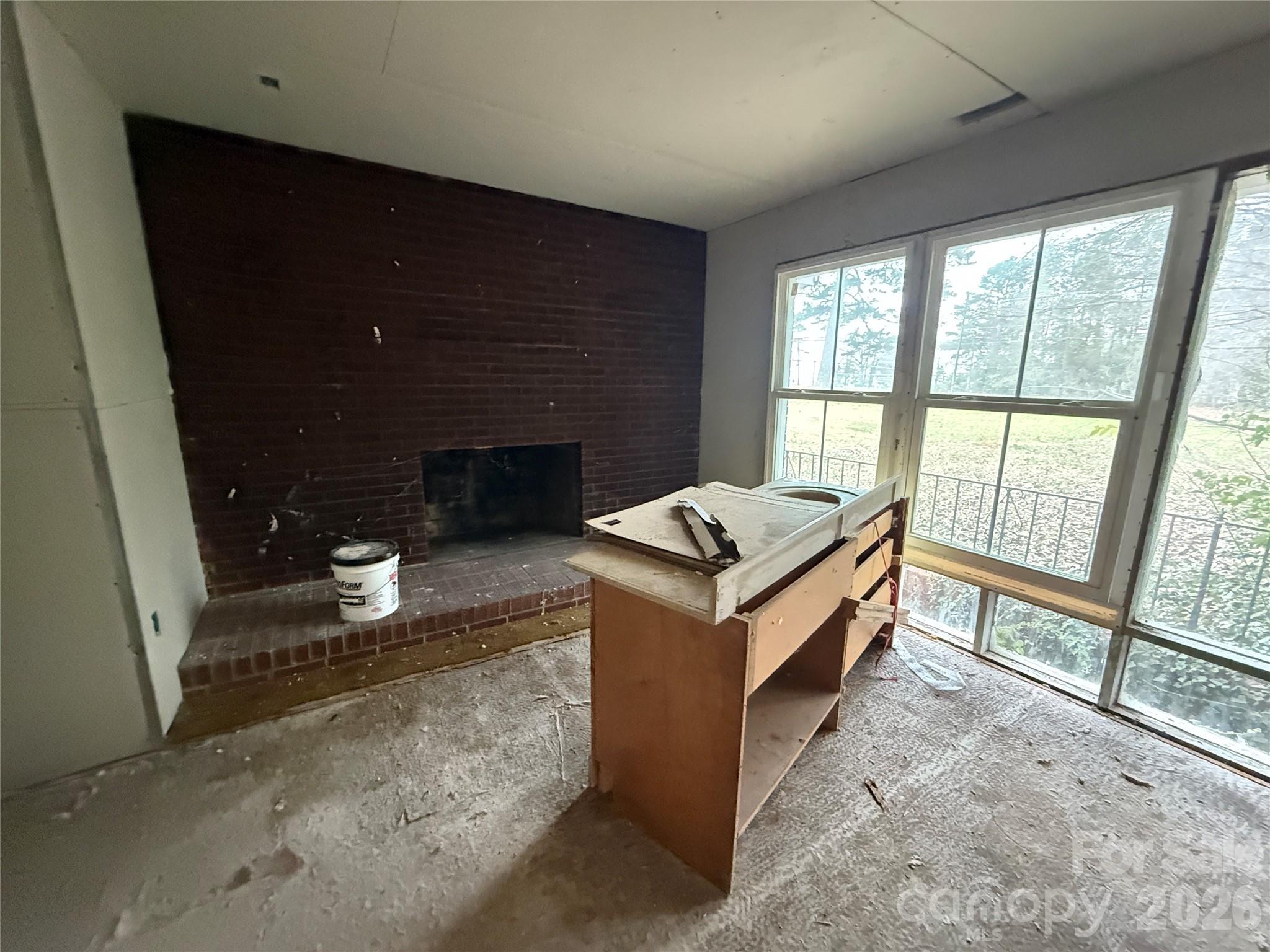 8106 Mount Holly Road — Charlotte