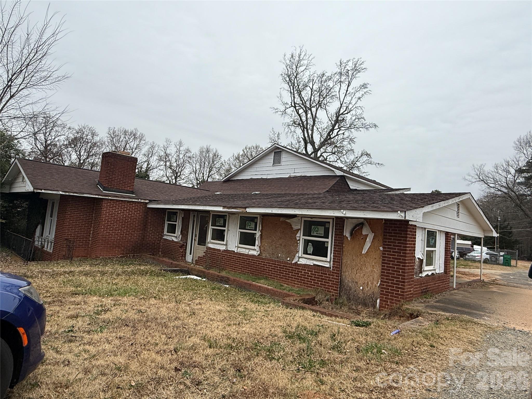 8106 Mount Holly Road — Charlotte