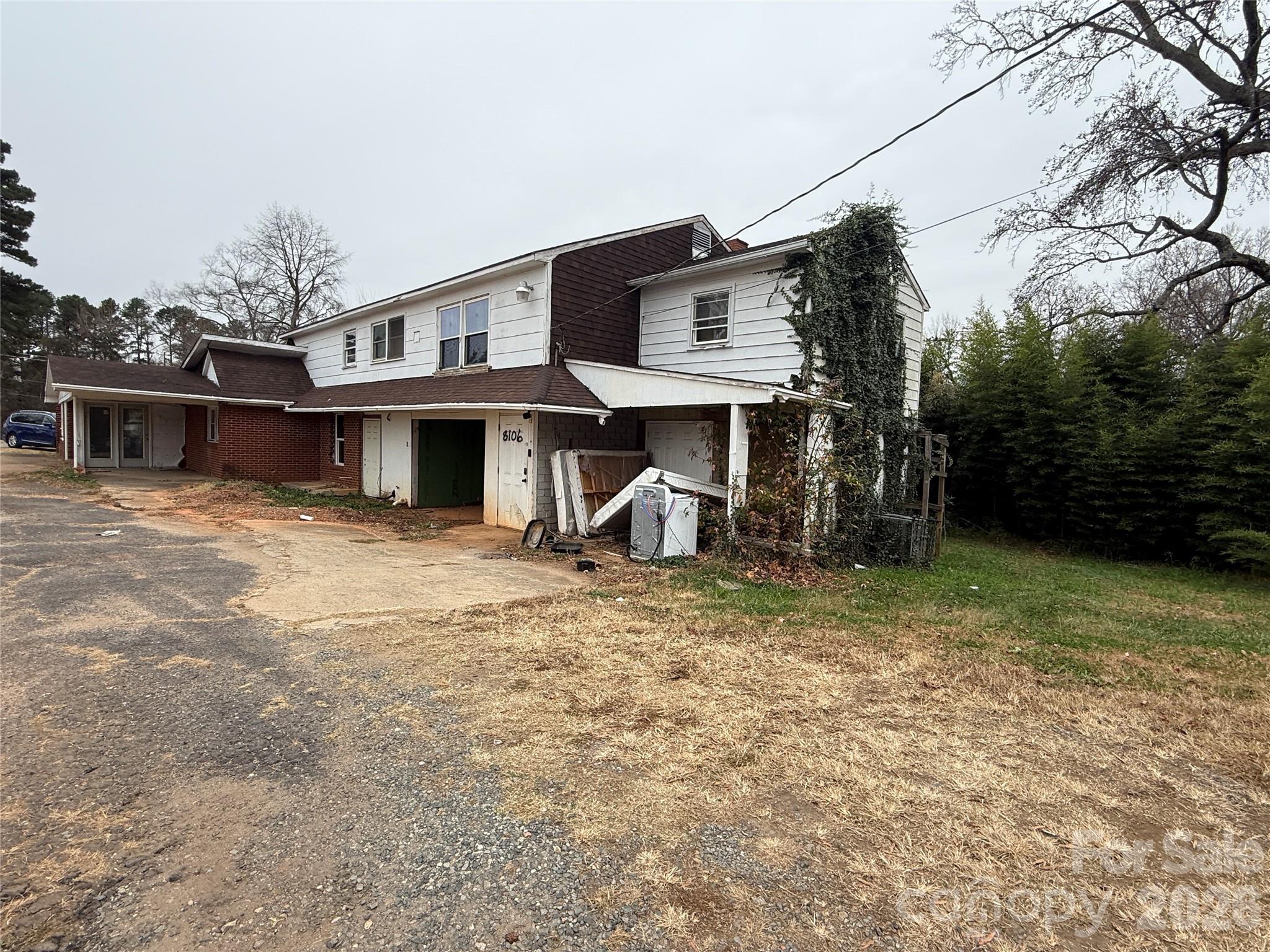 8106 Mount Holly Road — Charlotte