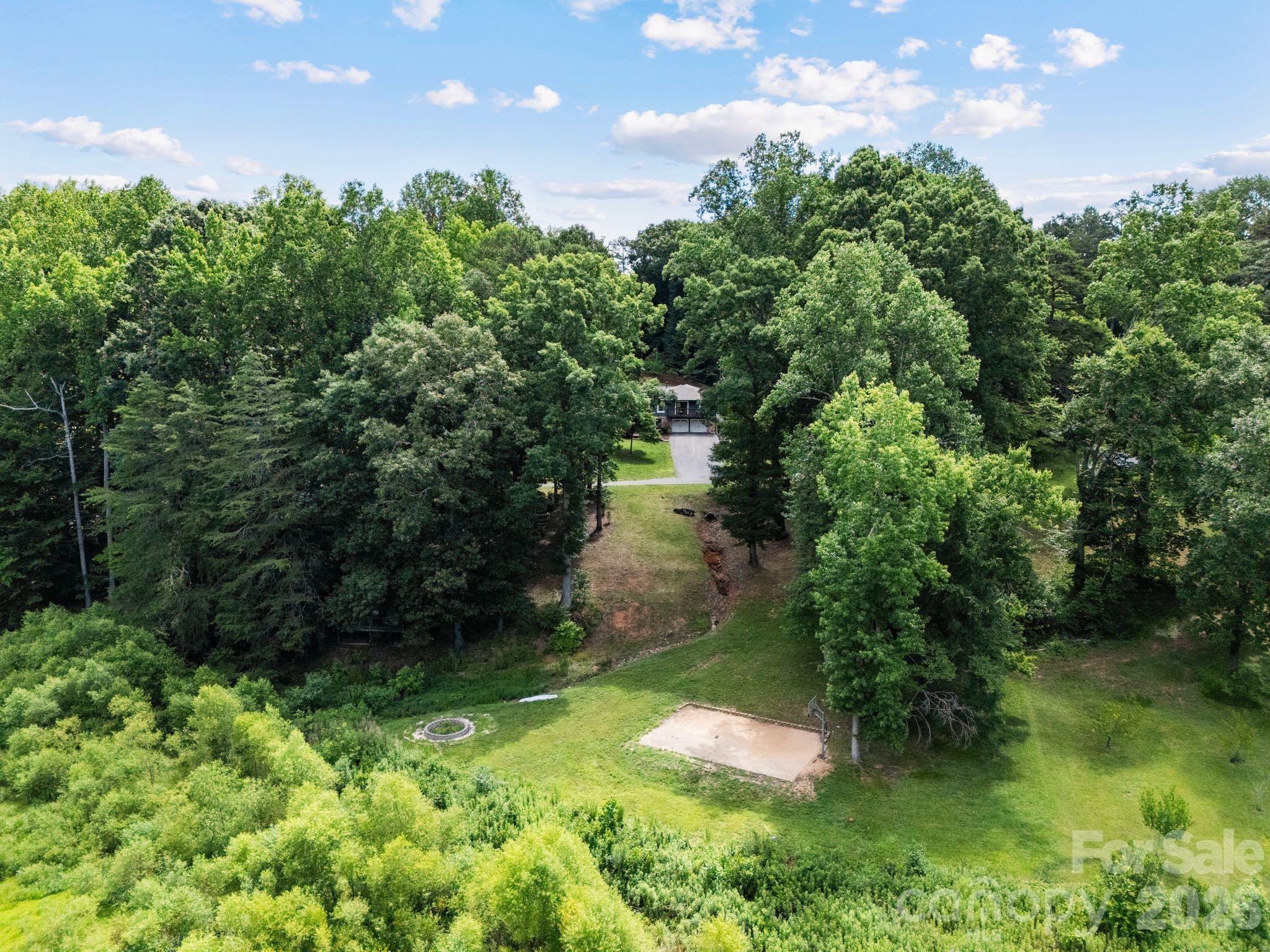 2913 Old Stage Road — Gastonia