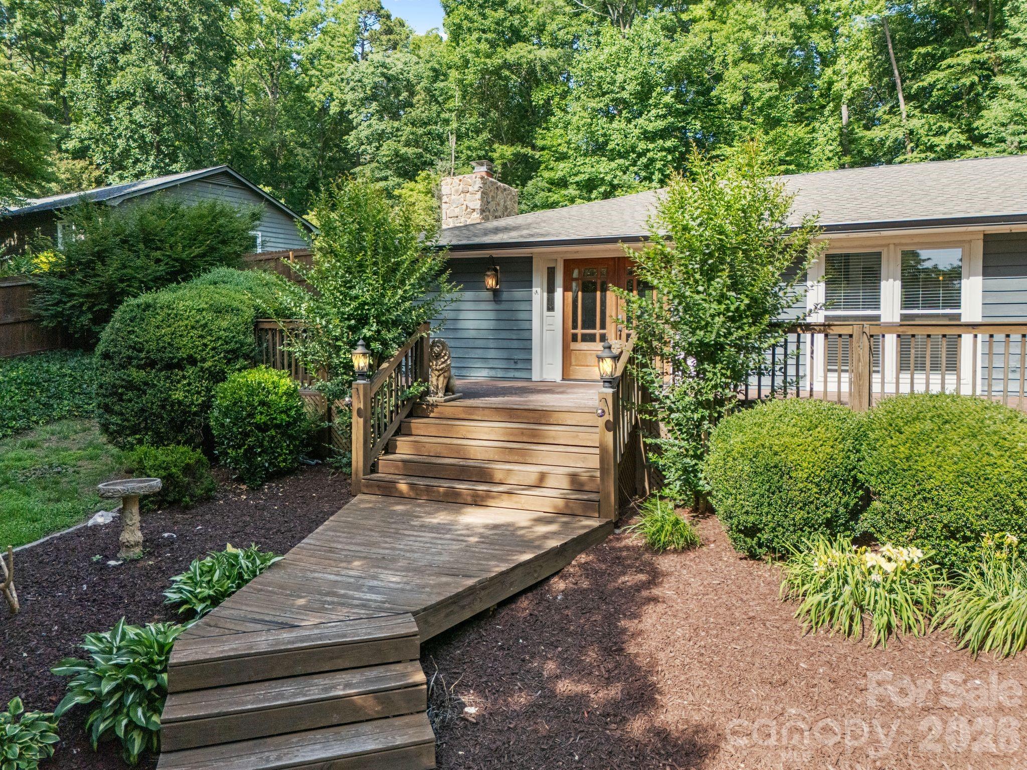 2913 Old Stage Road — Gastonia
