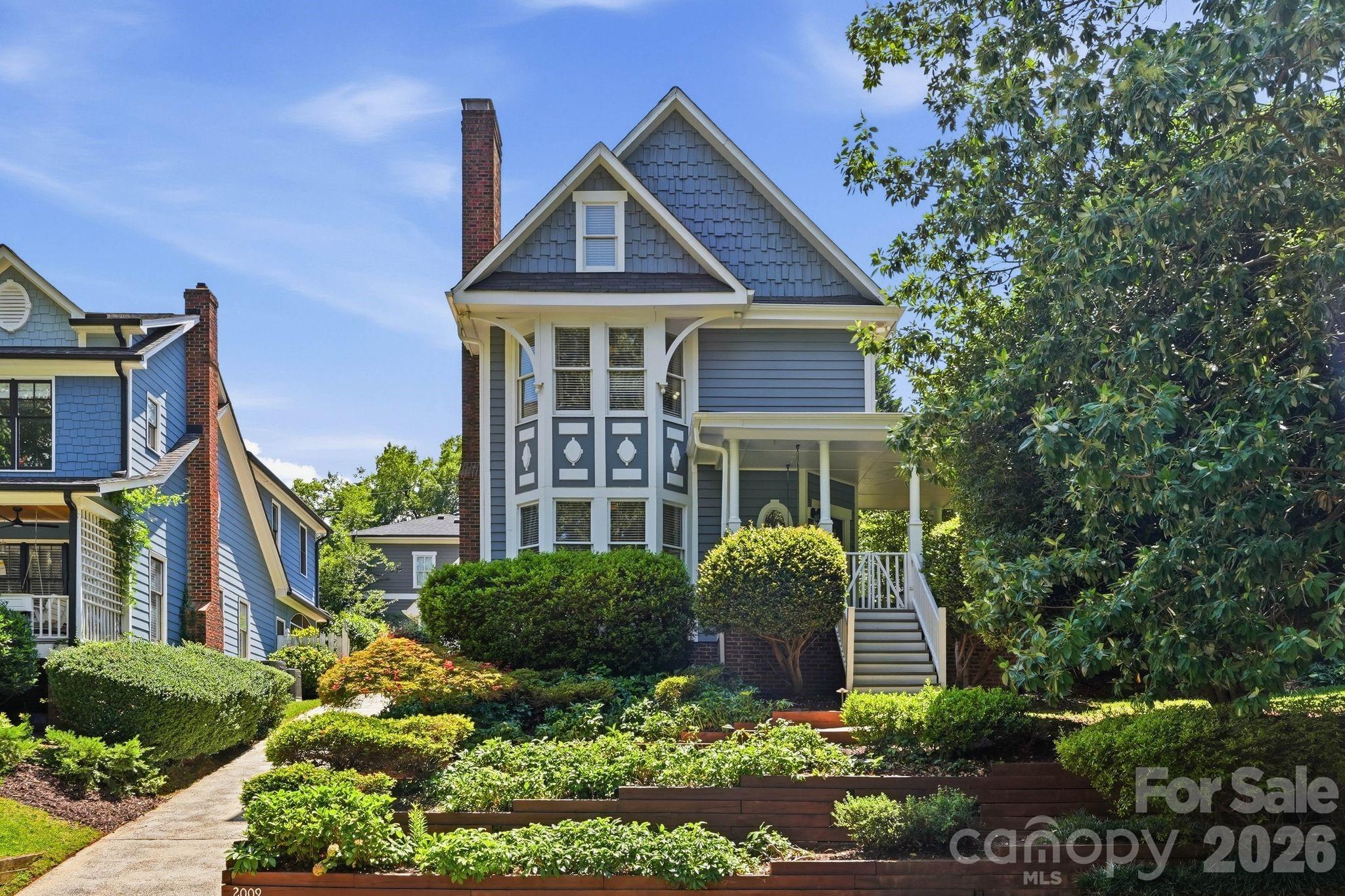 2009 Victorian Place — Charlotte