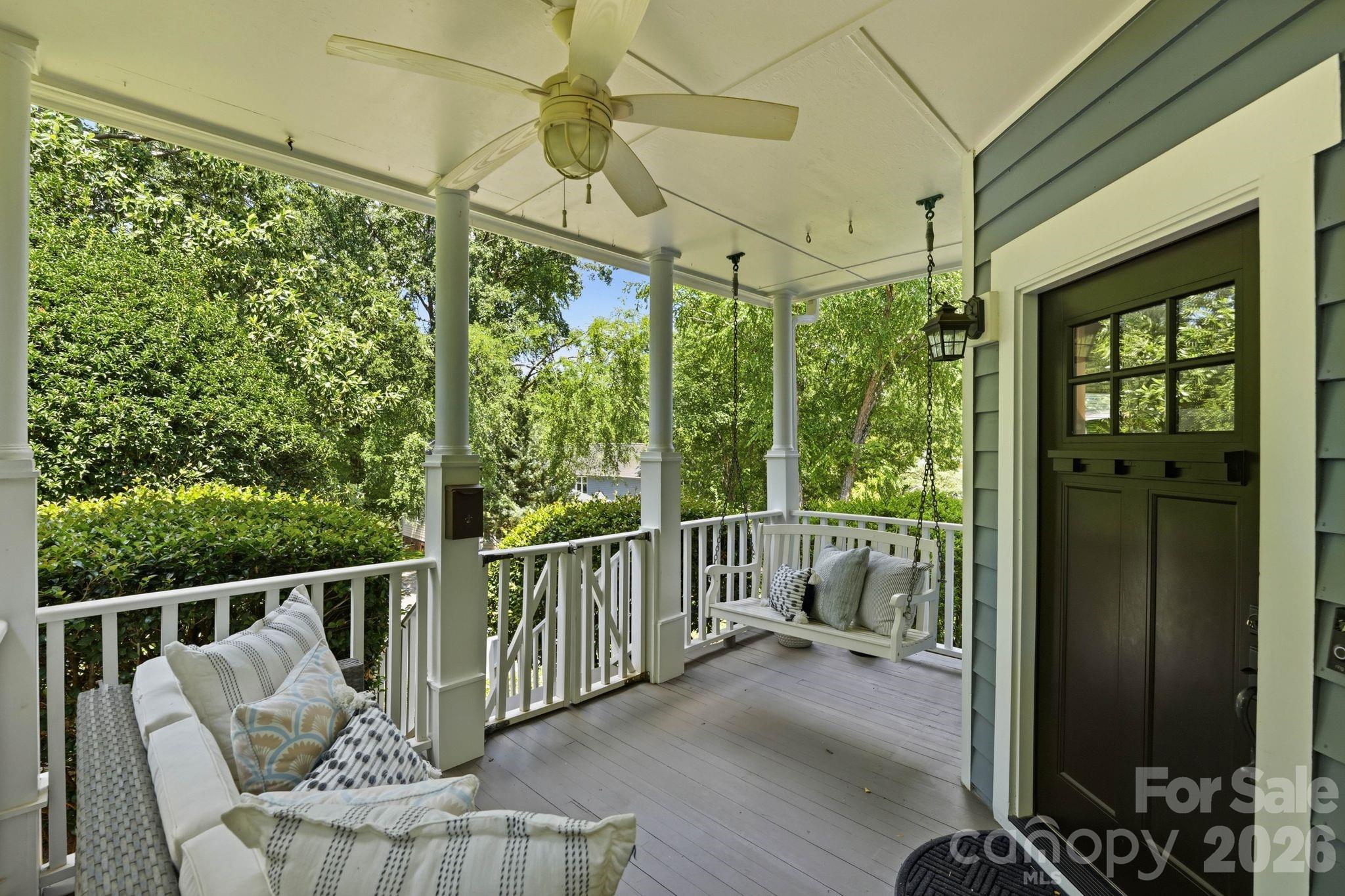 2009 Victorian Place — Charlotte