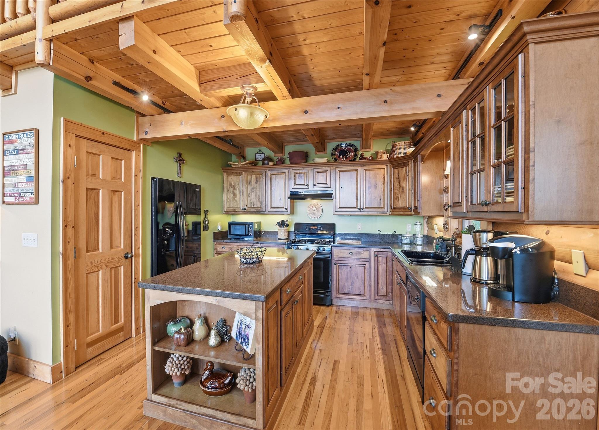 207 Walela Trail — Maggie Valley