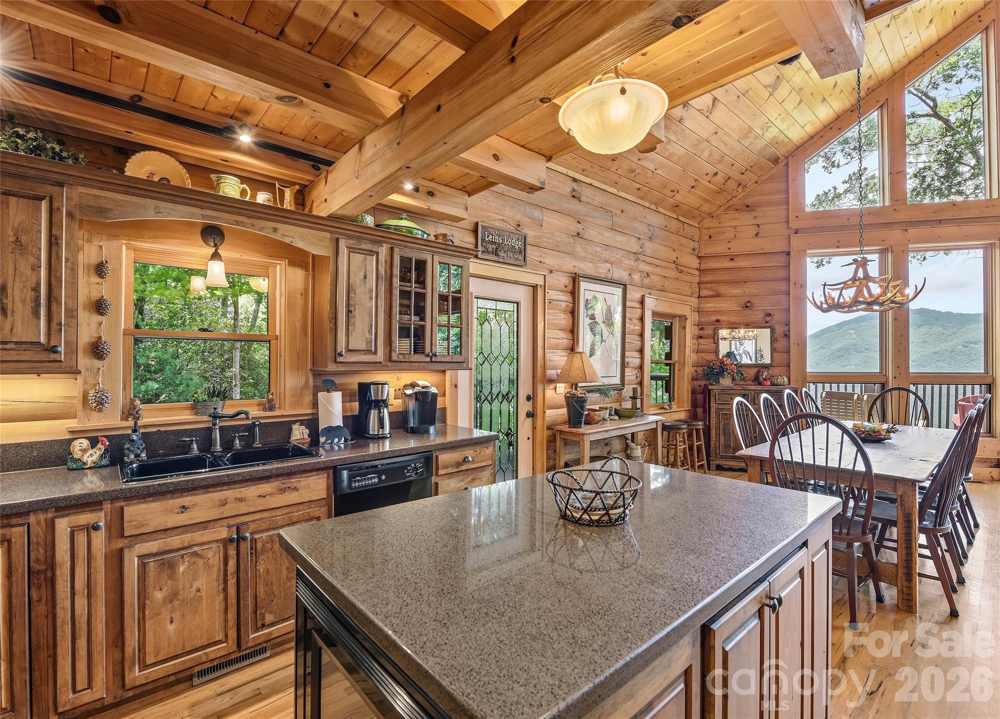 207 Walela Trail — Maggie Valley