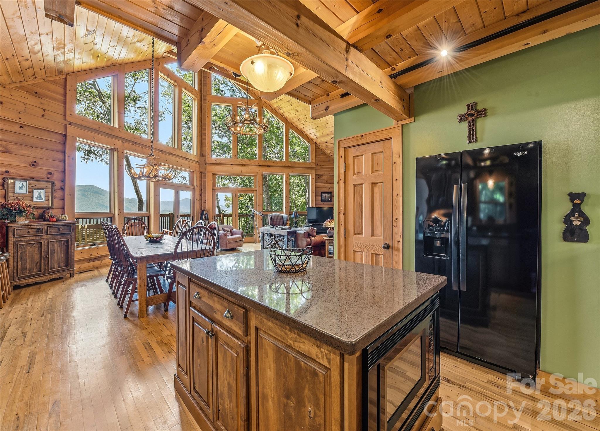 207 Walela Trail — Maggie Valley