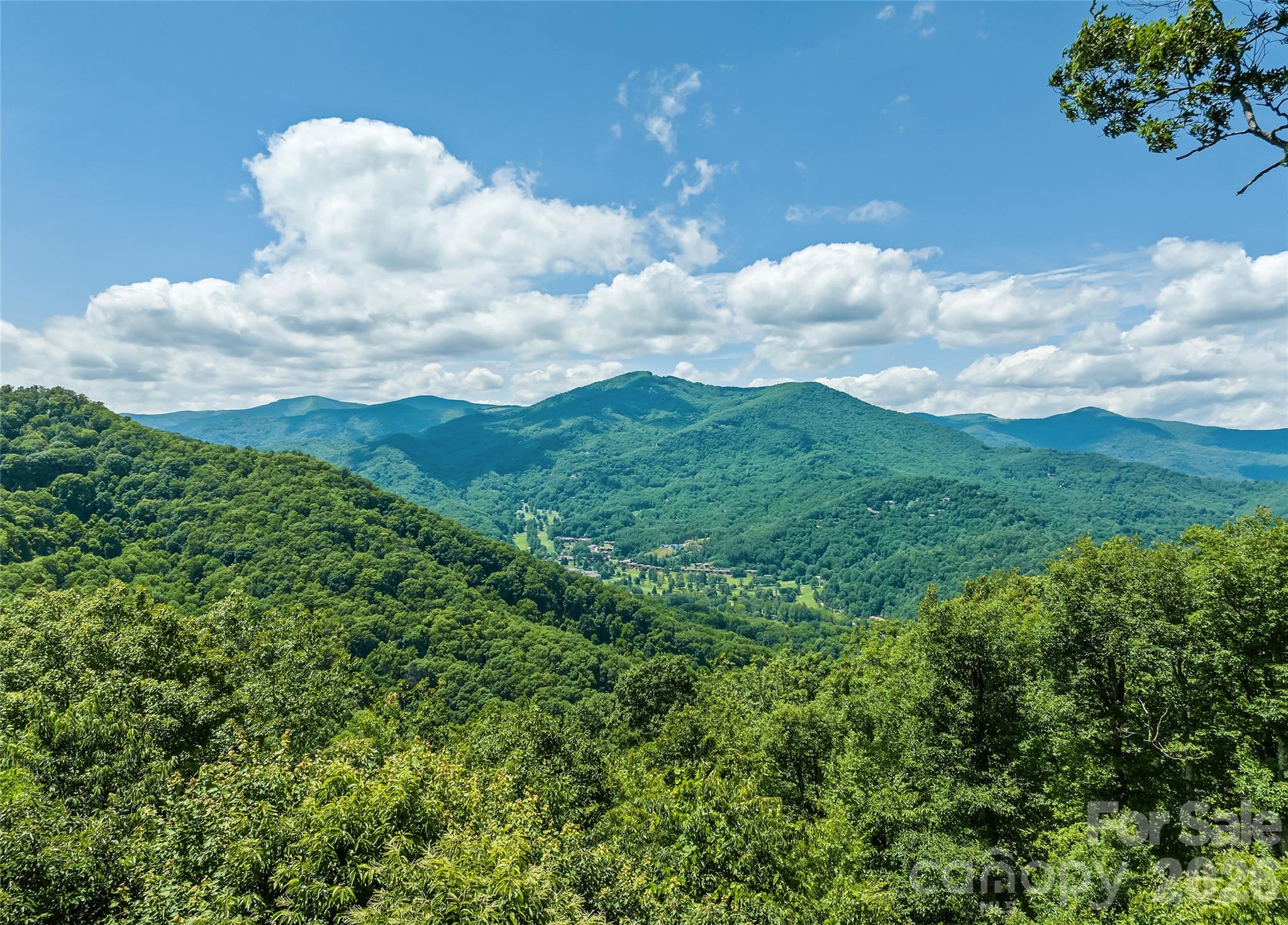 207 Walela Trail — Maggie Valley
