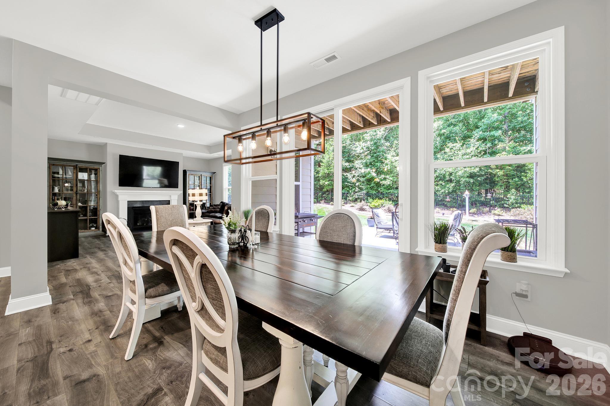 7043 Wyngate Place — Lancaster