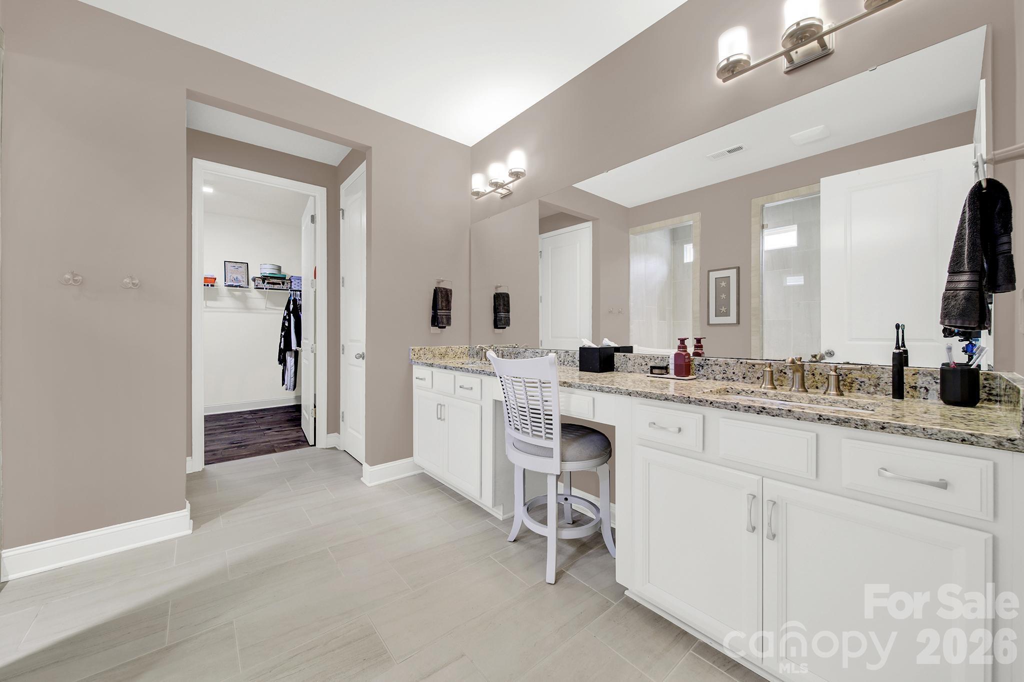 7043 Wyngate Place — Lancaster
