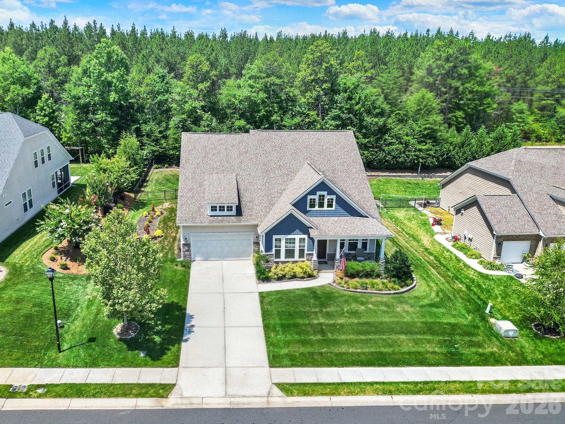 7043 Wyngate Place — Lancaster