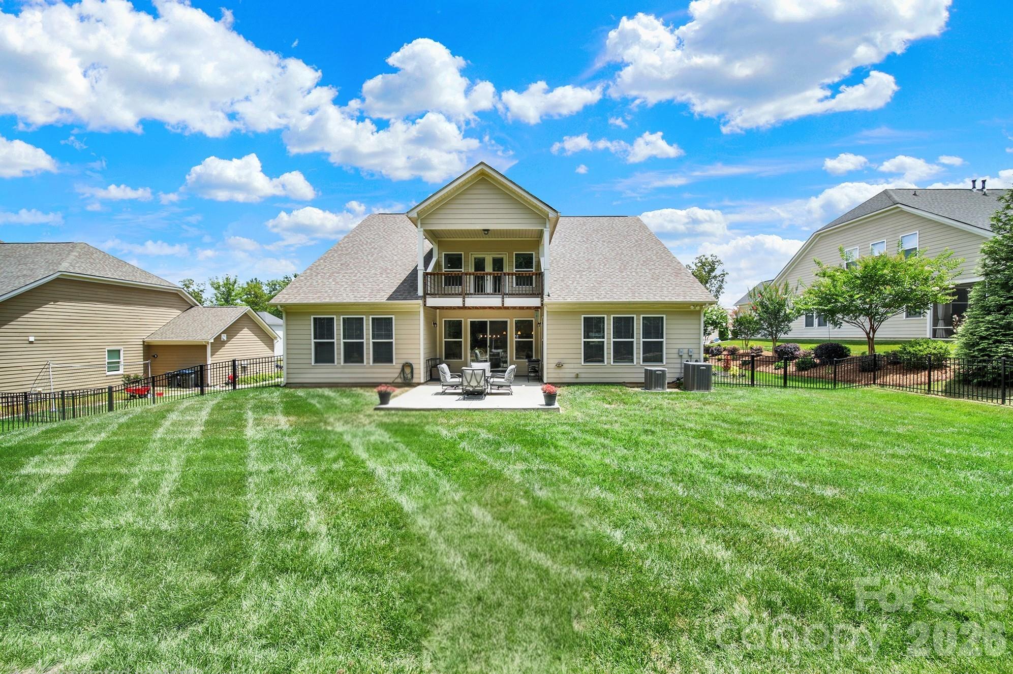 7043 Wyngate Place — Lancaster