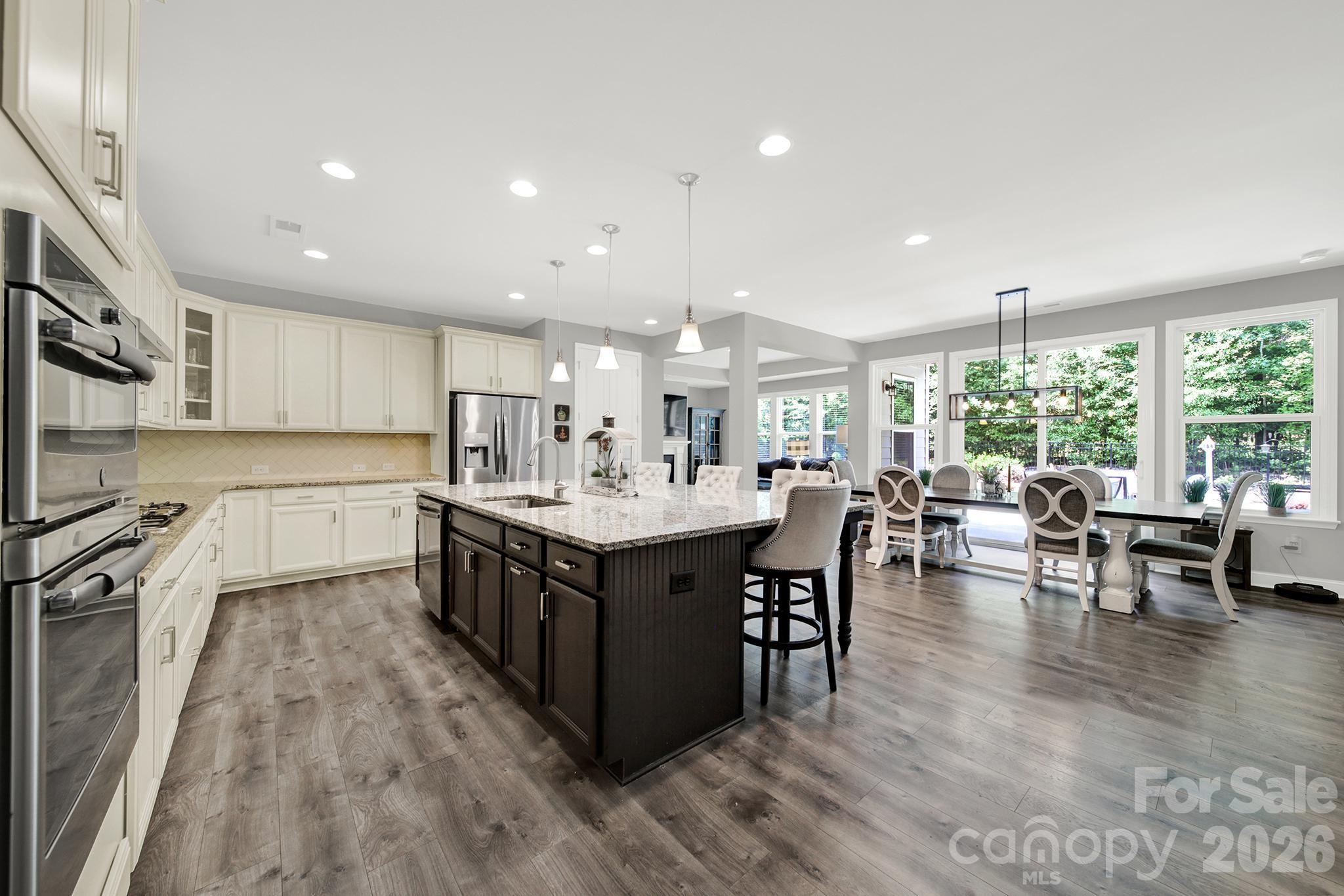 7043 Wyngate Place — Lancaster