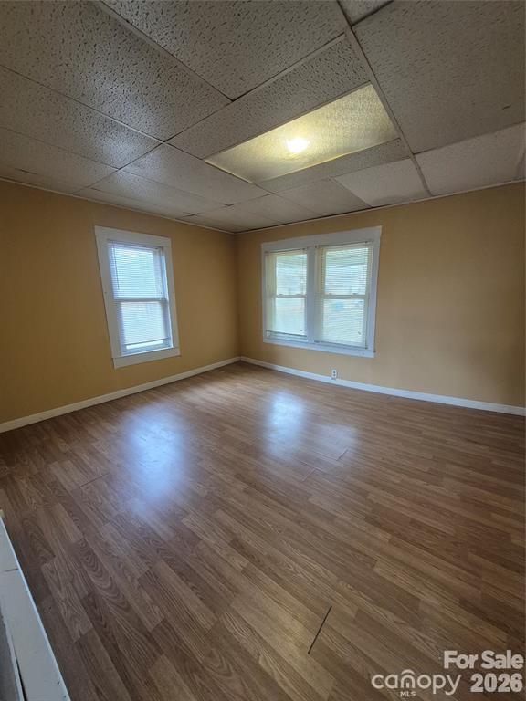 8 White Avenue — Asheville