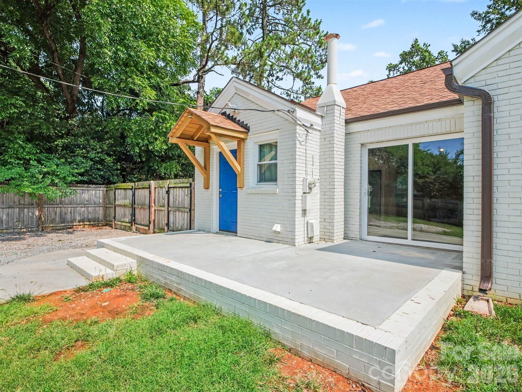 12 Mills Avenue NW — Concord