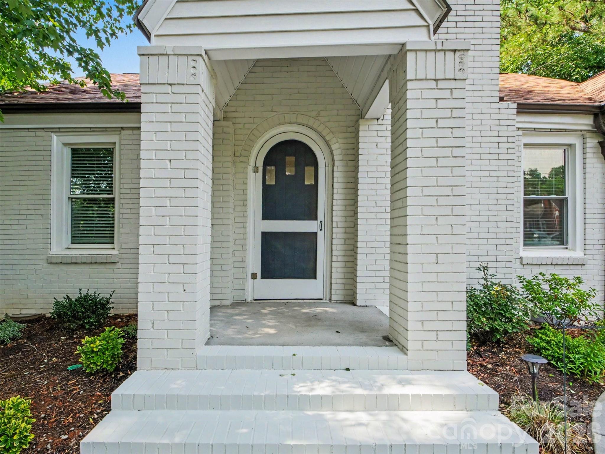 12 Mills Avenue NW — Concord