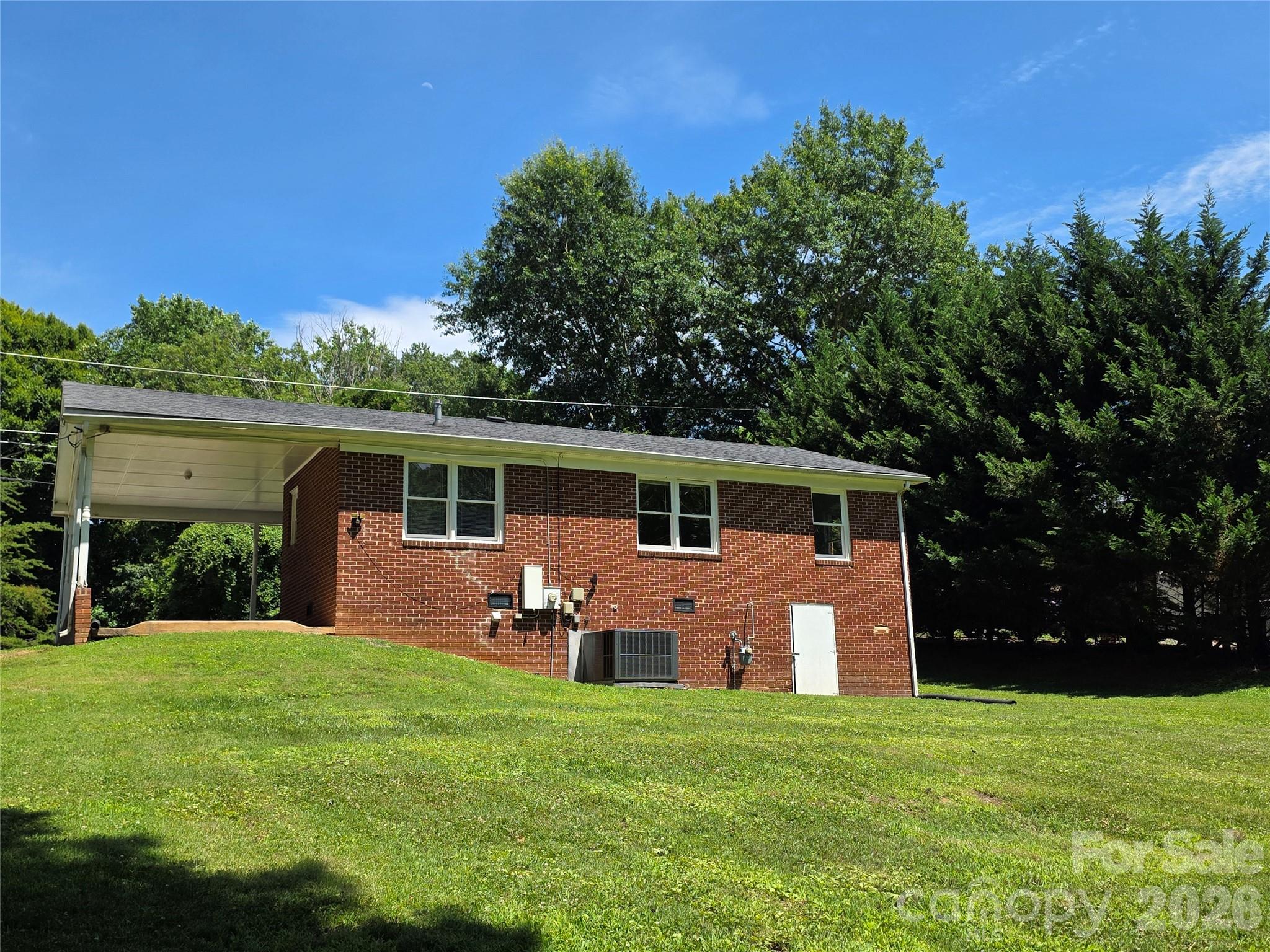 2831 Beechwood Circle — Gastonia