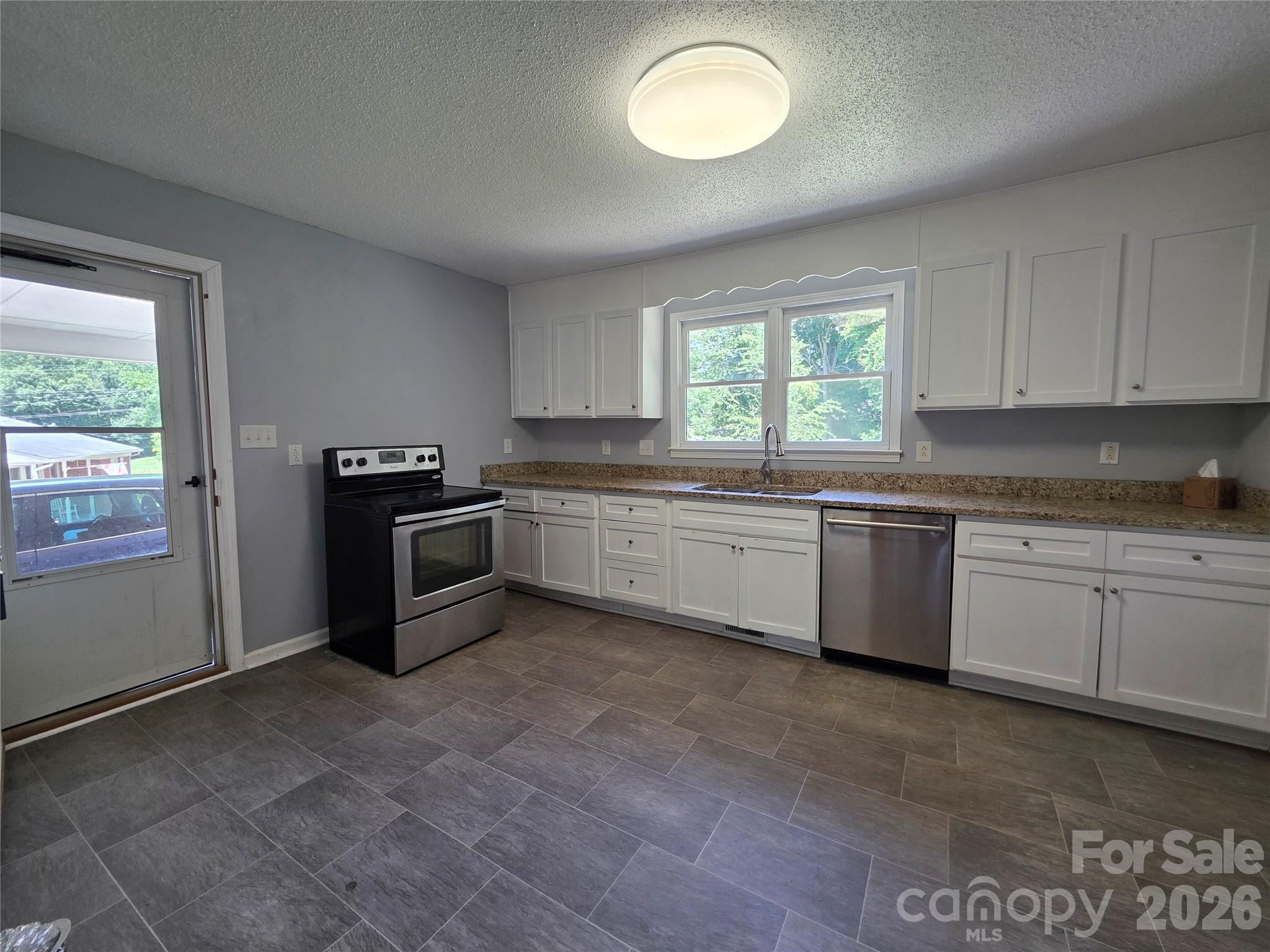 2831 Beechwood Circle — Gastonia