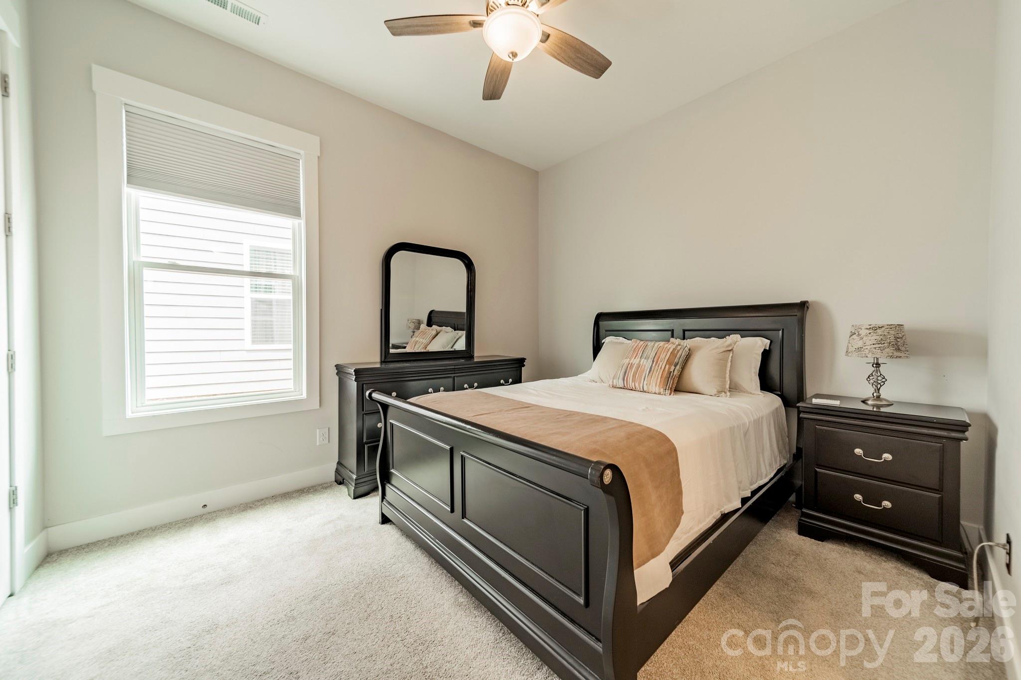 1019 Carlyle Lane — Monroe