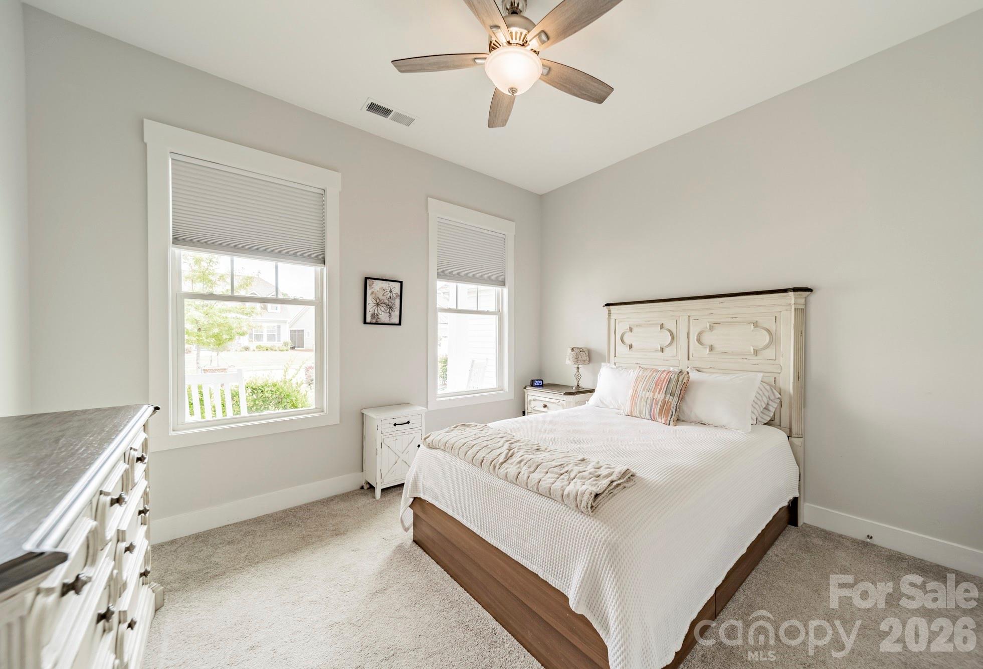 1019 Carlyle Lane — Monroe