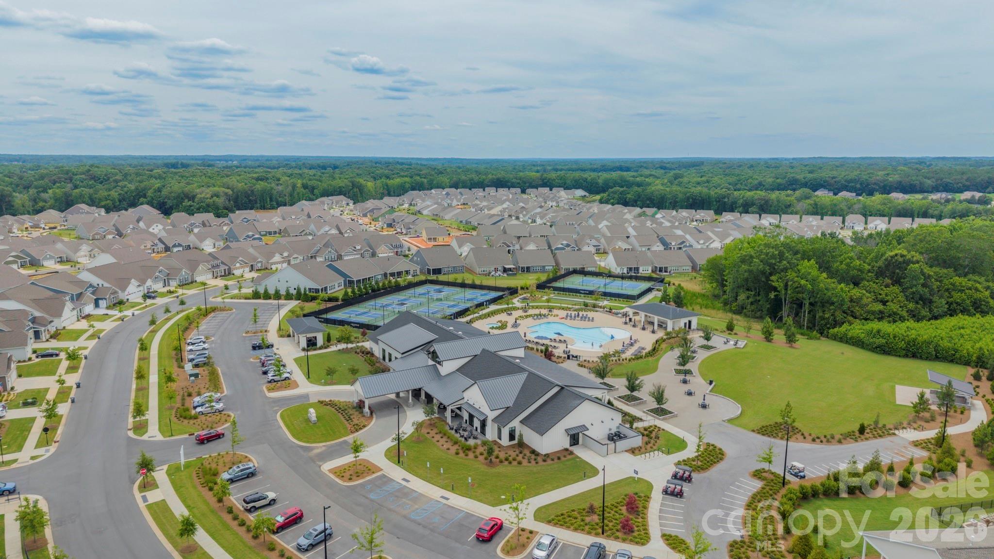 1019 Carlyle Lane — Monroe