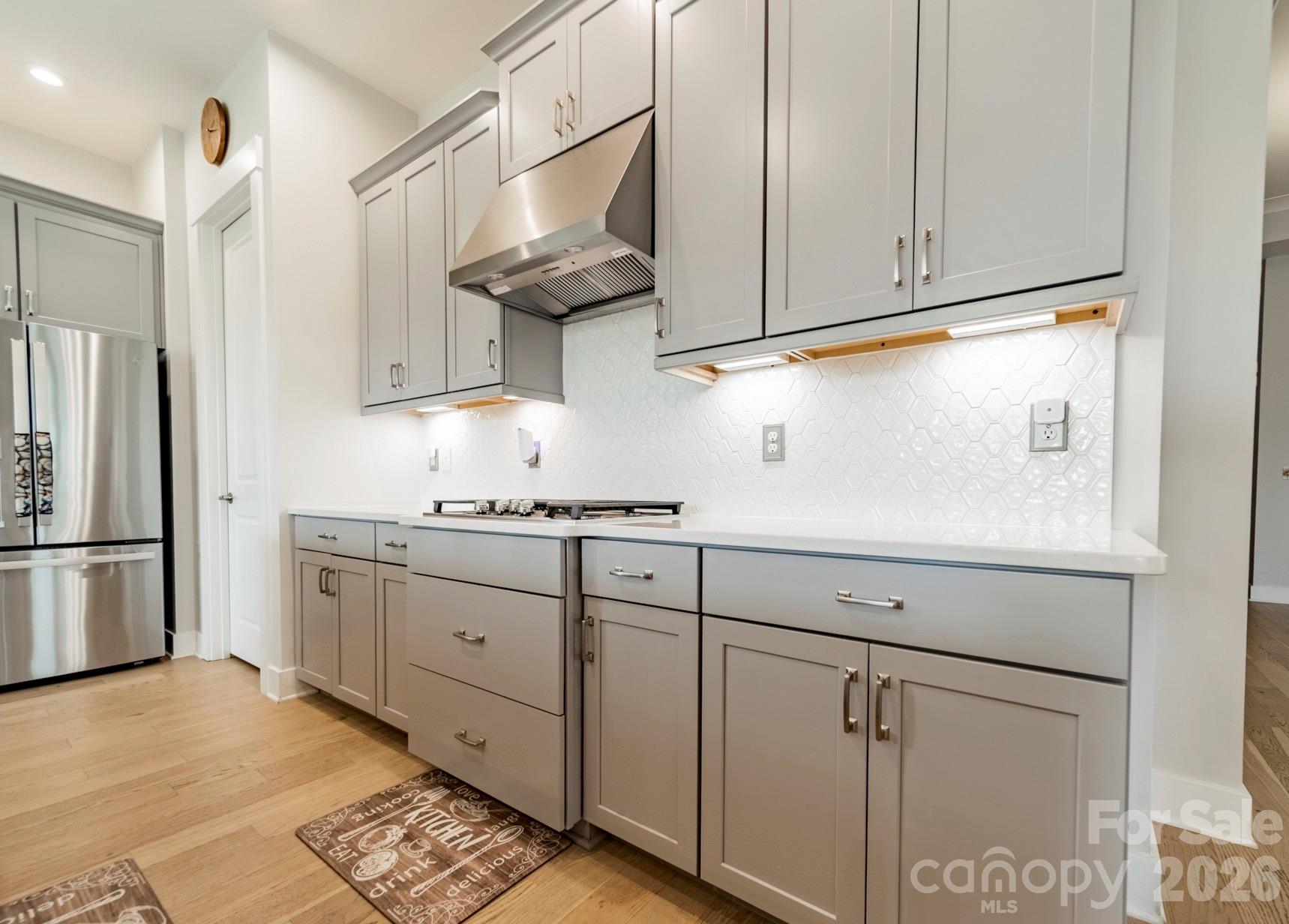 1019 Carlyle Lane — Monroe