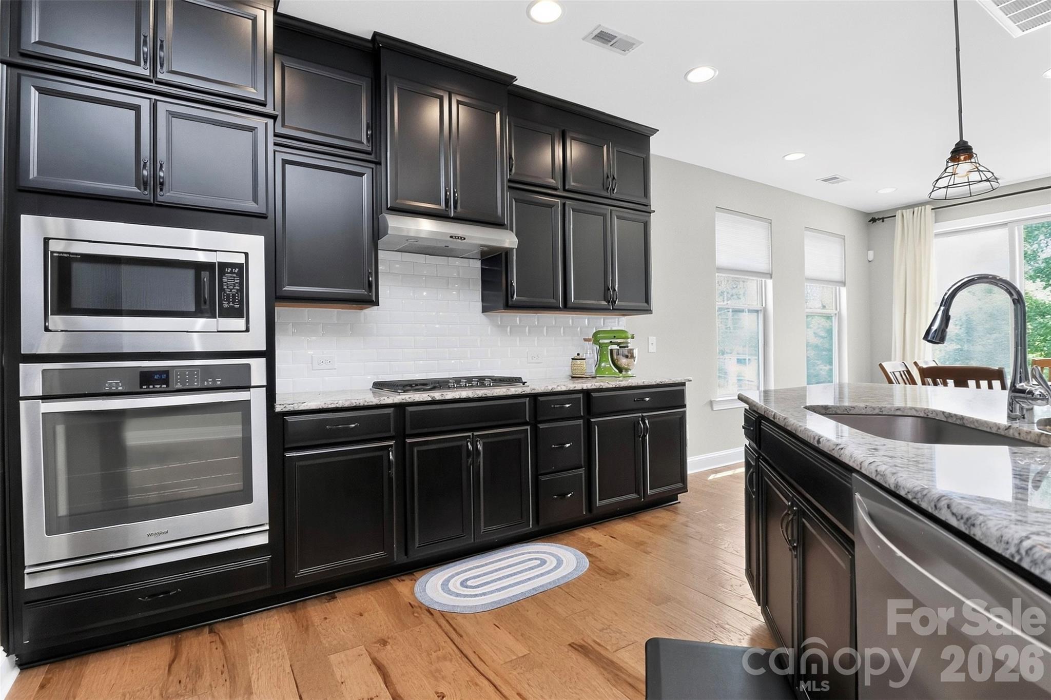 128 Creekside Crossing Lane — Mooresville