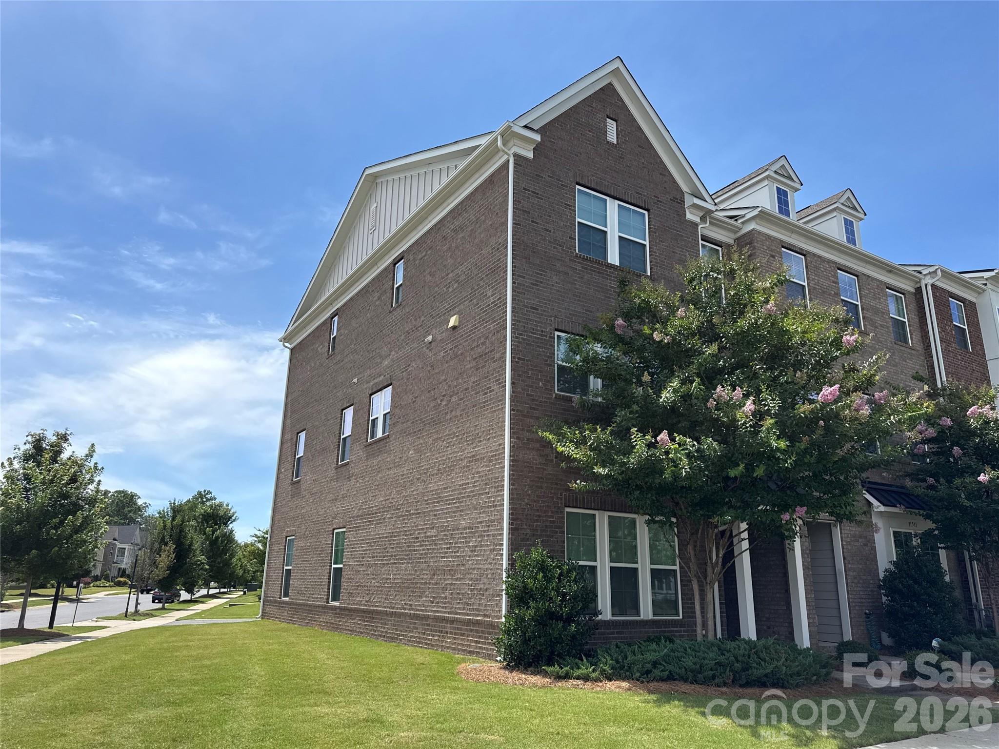 11507 Red Rust Lane — Charlotte