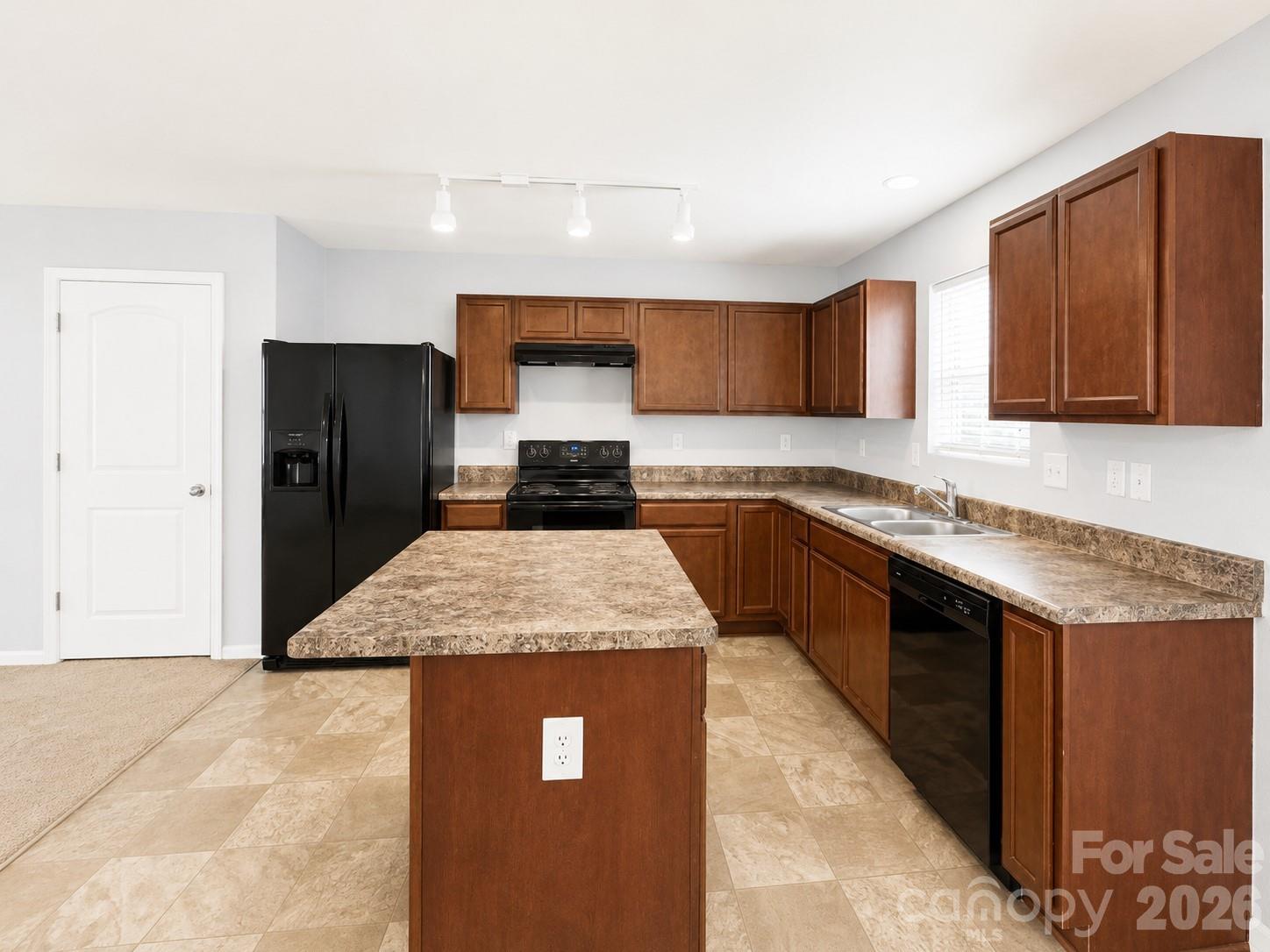 7417 O'Hara Street — Huntersville