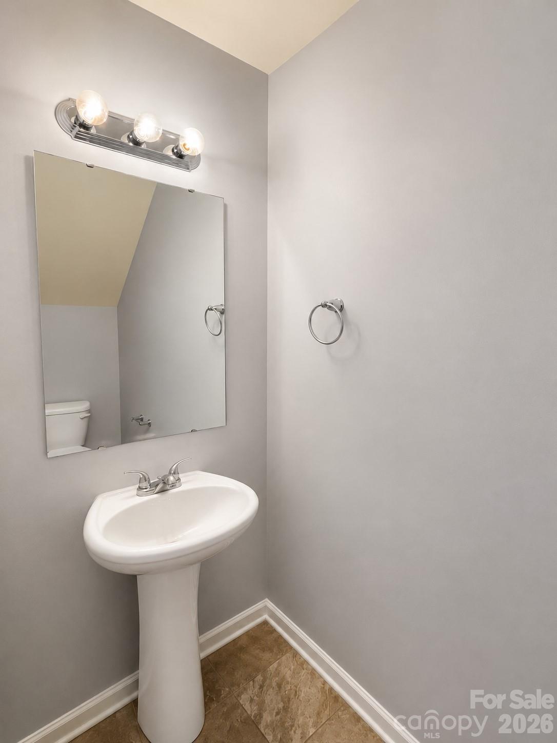 7417 O'Hara Street — Huntersville