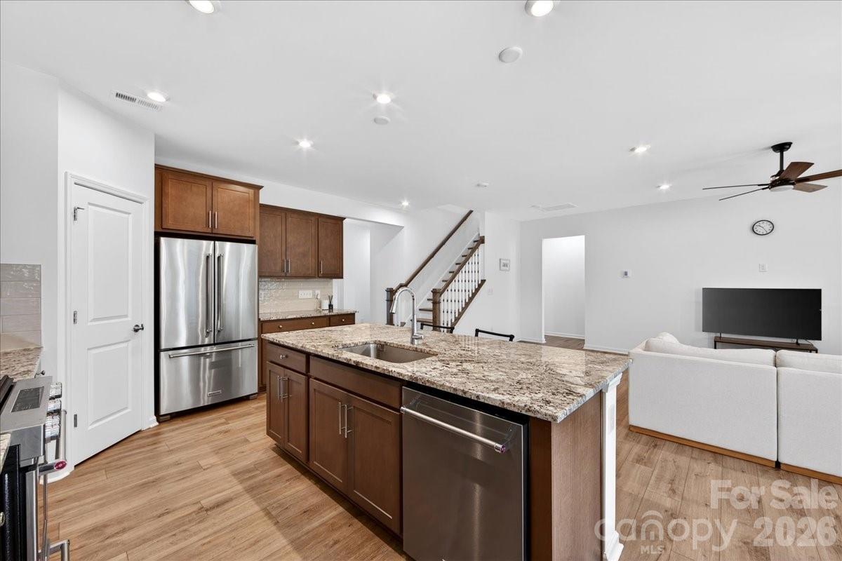 11119 Glasden Road — Charlotte