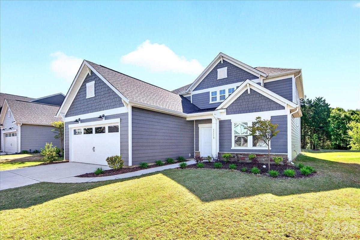 11119 Glasden Road — Charlotte