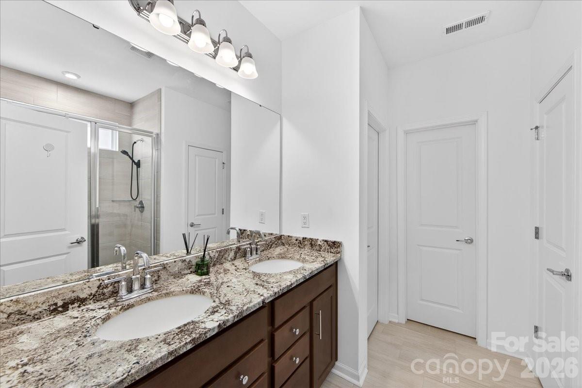 11119 Glasden Road — Charlotte