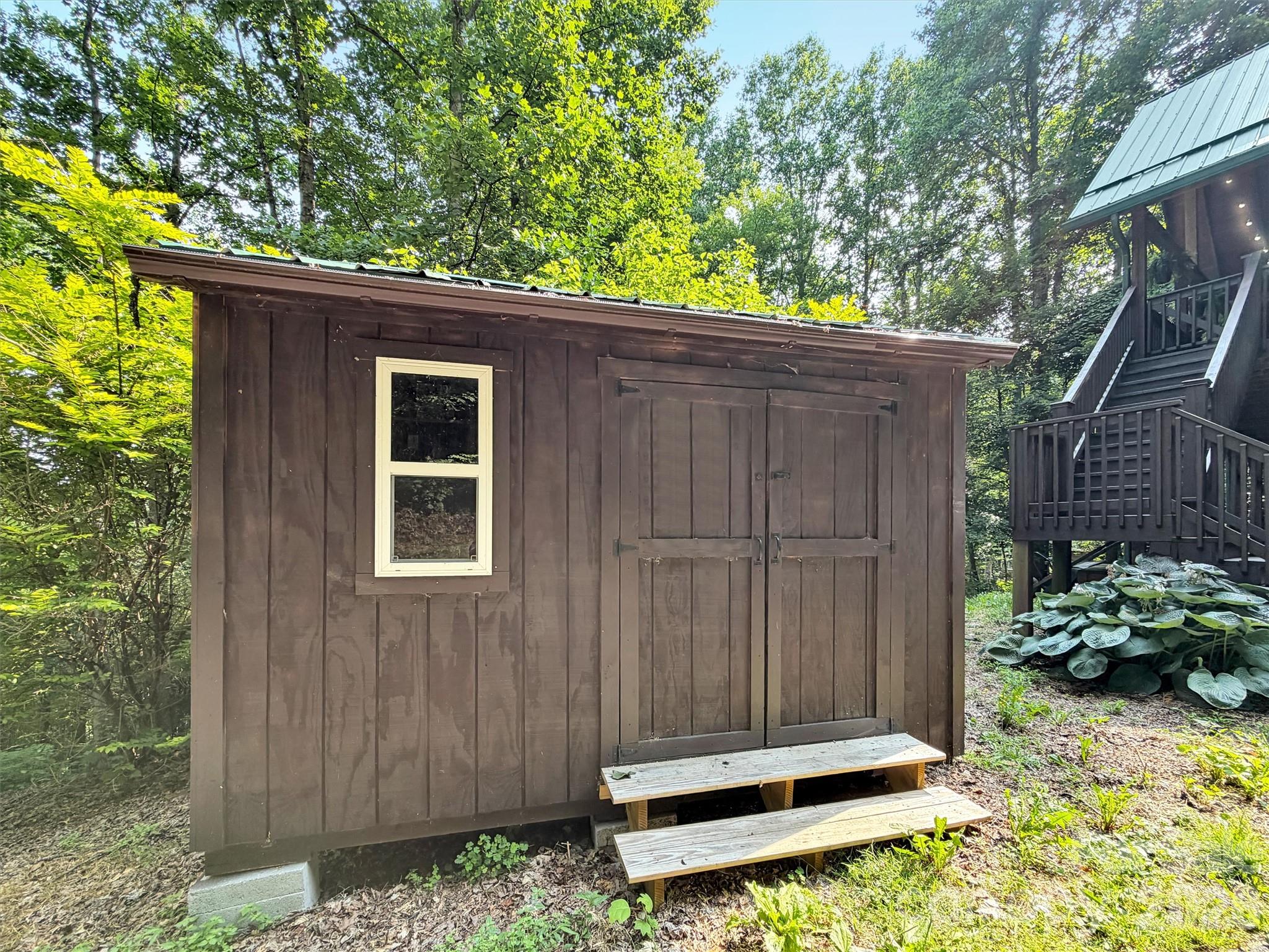 49 Brandywine Road — Waynesville