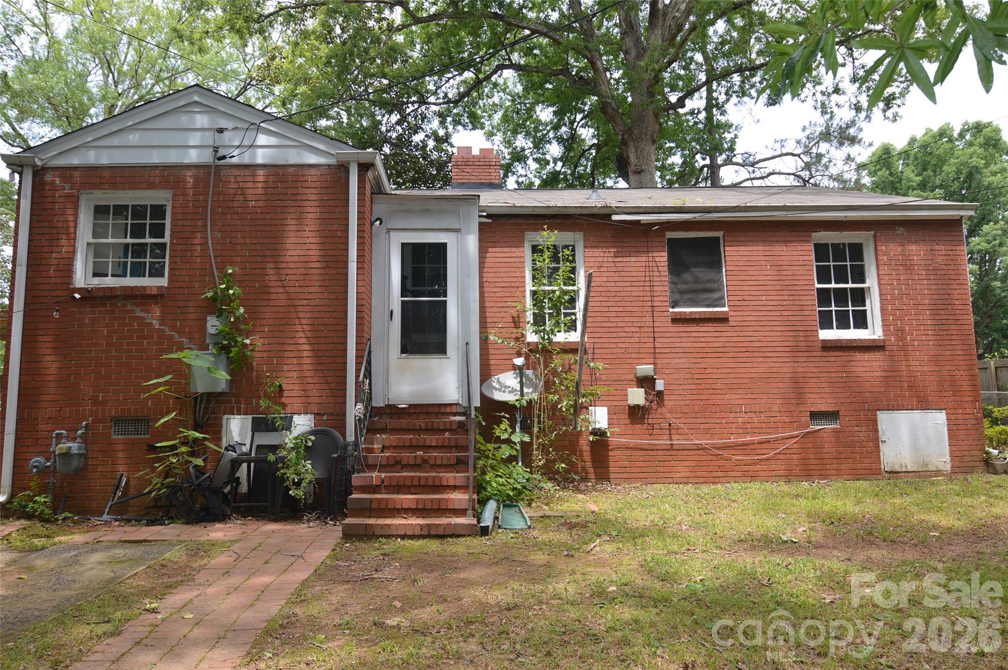 2111 Dickens Avenue — Charlotte