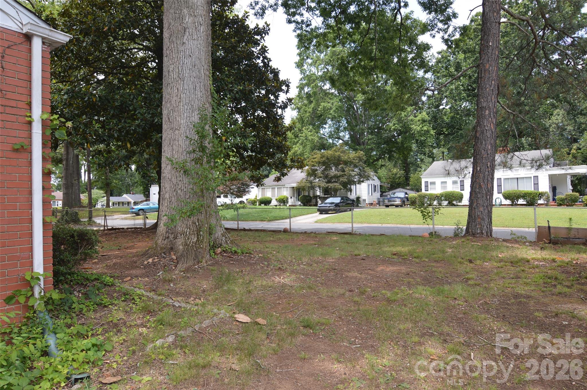 2111 Dickens Avenue — Charlotte