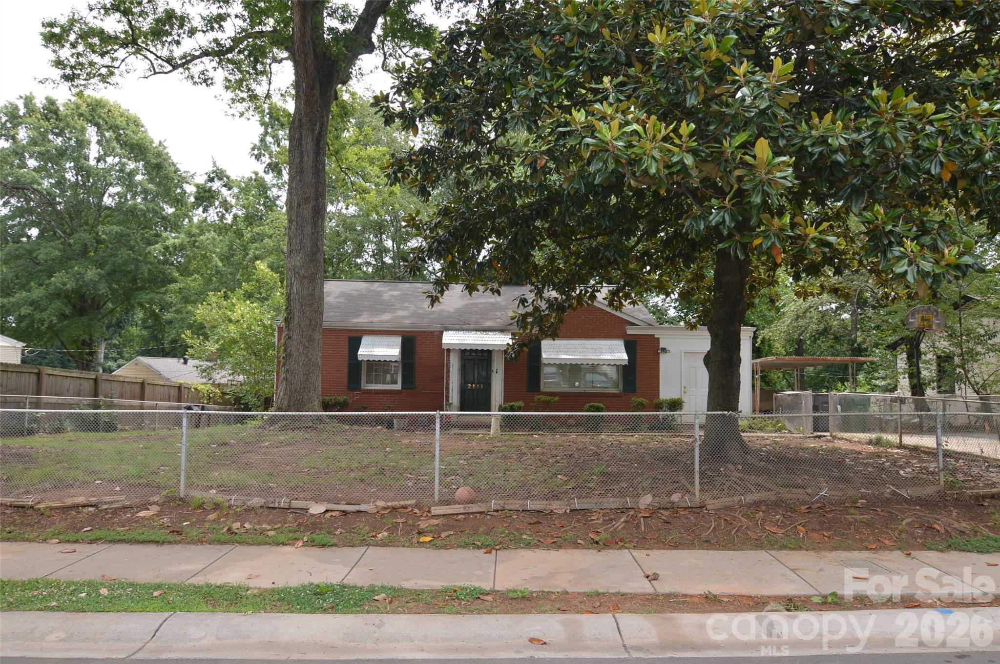 2111 Dickens Avenue — Charlotte