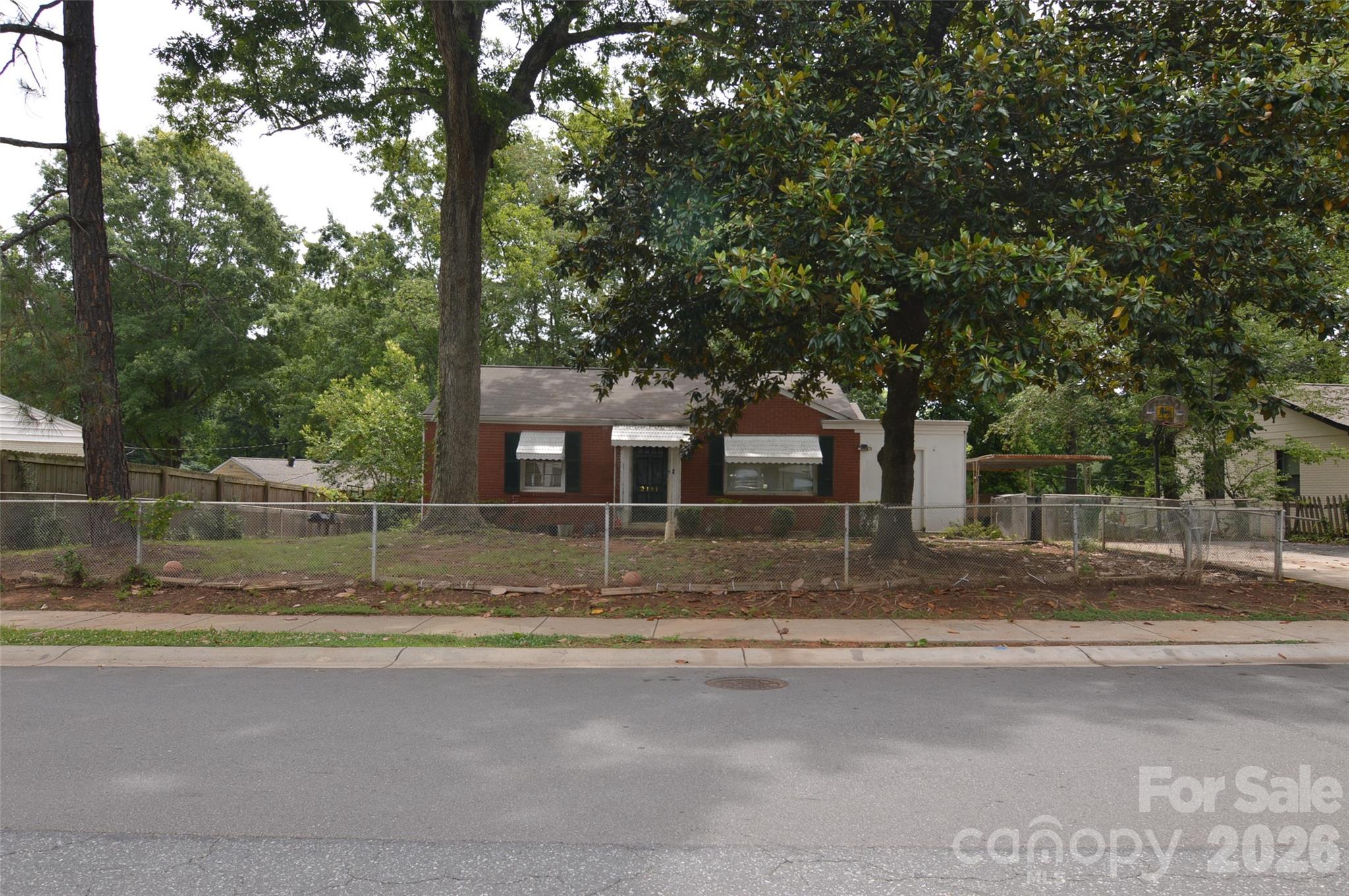 2111 Dickens Avenue — Charlotte