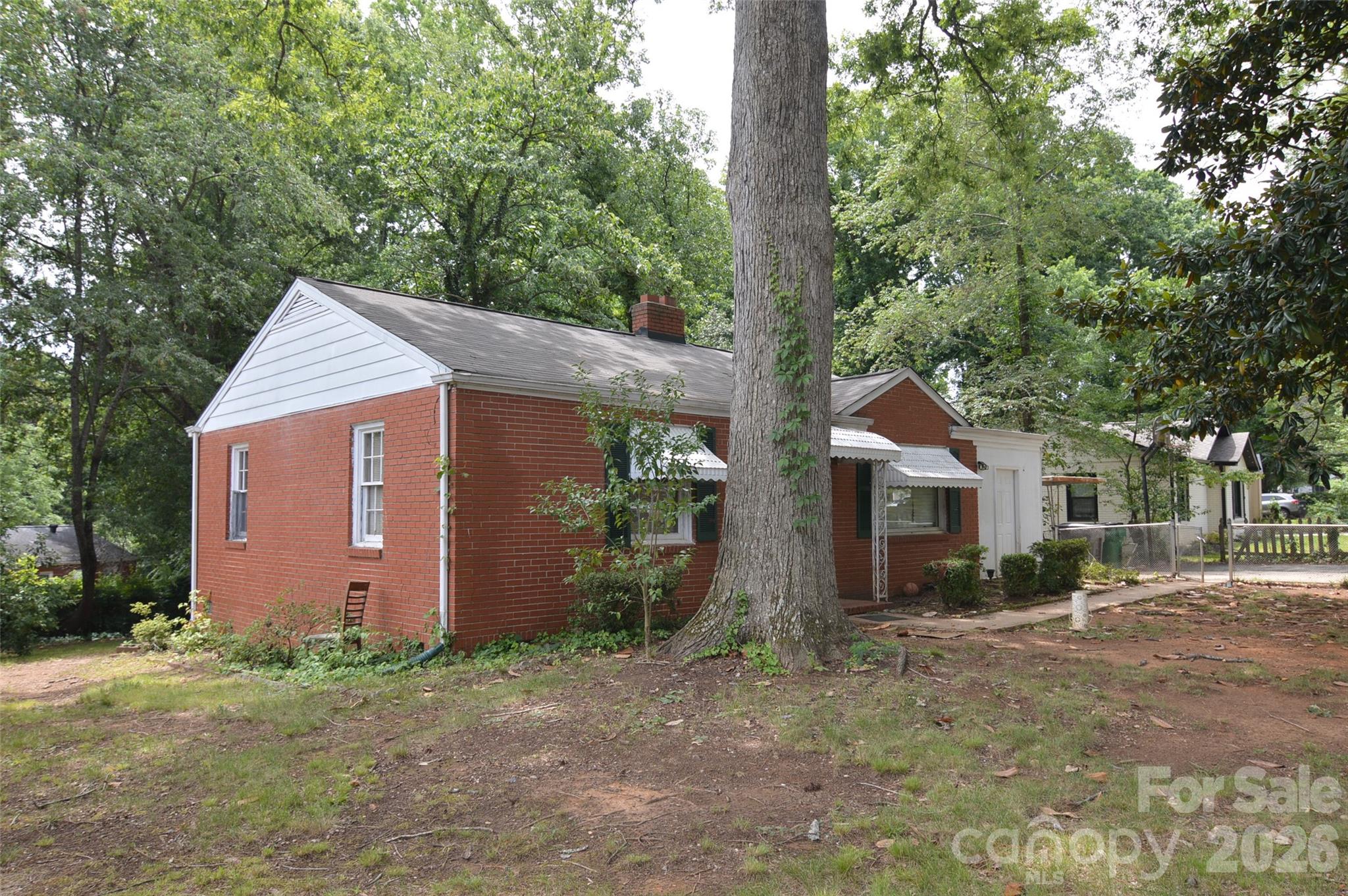 2111 Dickens Avenue — Charlotte
