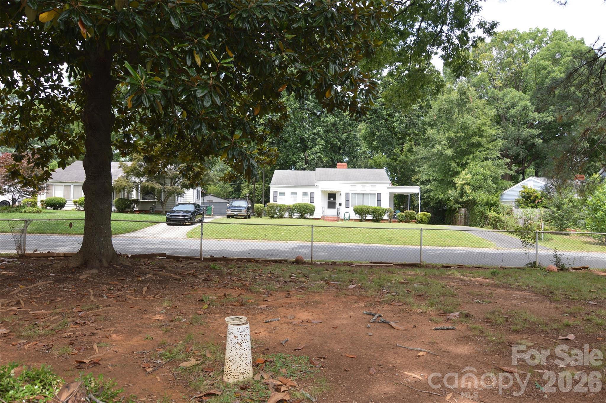 2111 Dickens Avenue — Charlotte