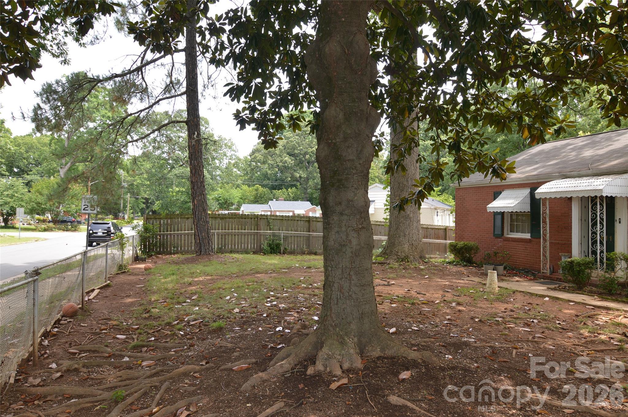 2111 Dickens Avenue — Charlotte