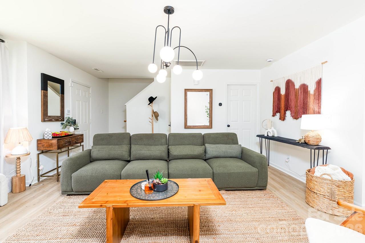 5229 Tarrywood Lane — Charlotte