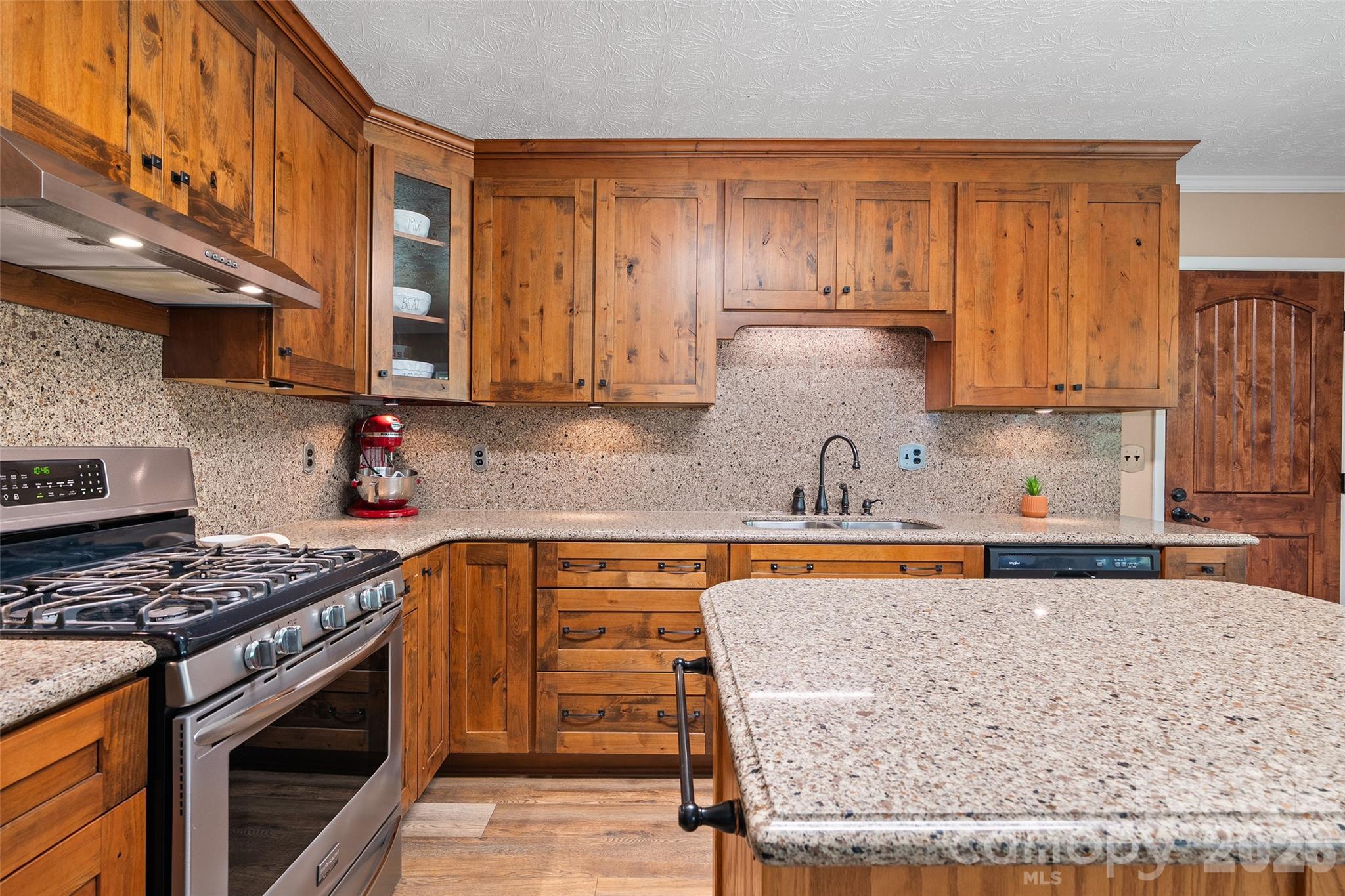 519 Nellie John Drive — Clyde
