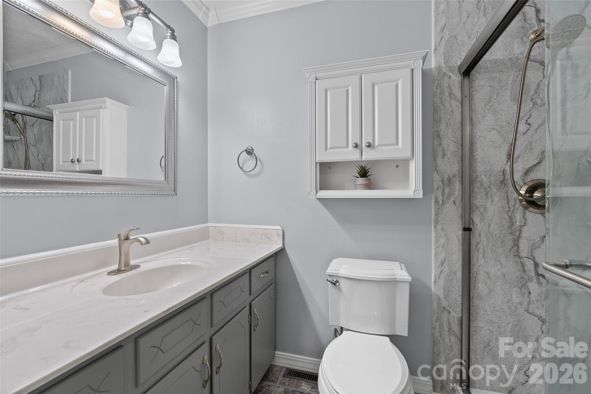 519 Nellie John Drive — Clyde