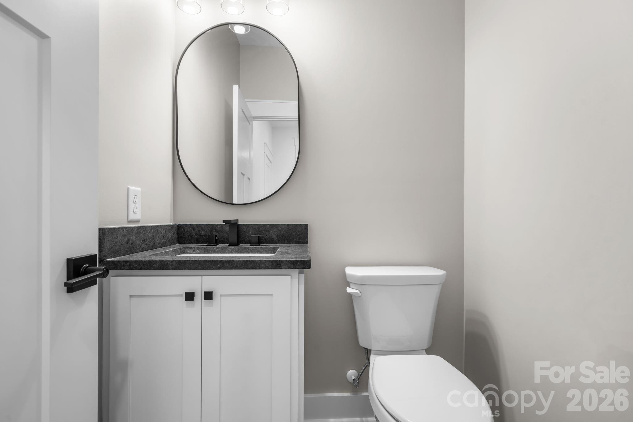 1265 Misty Lane — Hickory