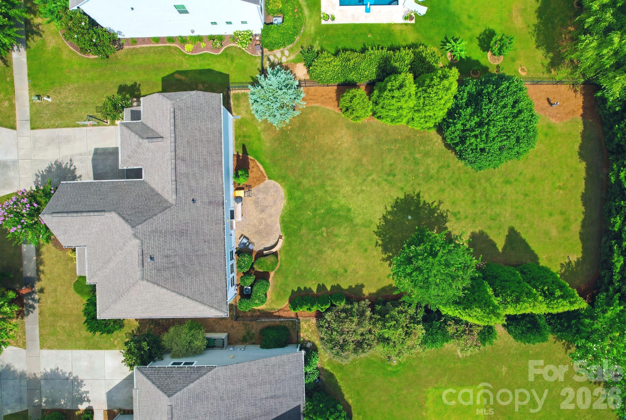 1855 Shadow Lawn Court — Fort Mill