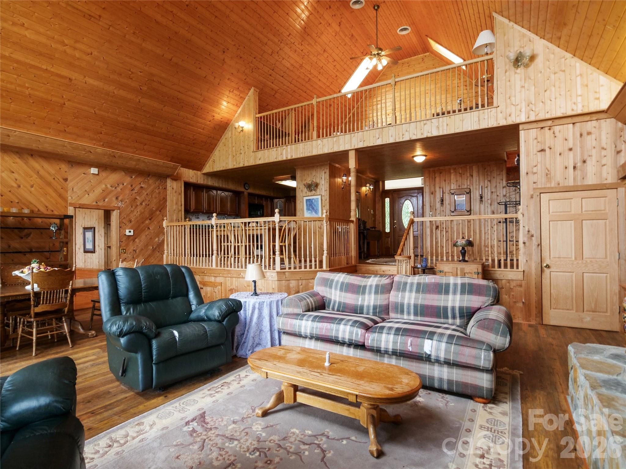 386 Arrowhead Trail — Columbus