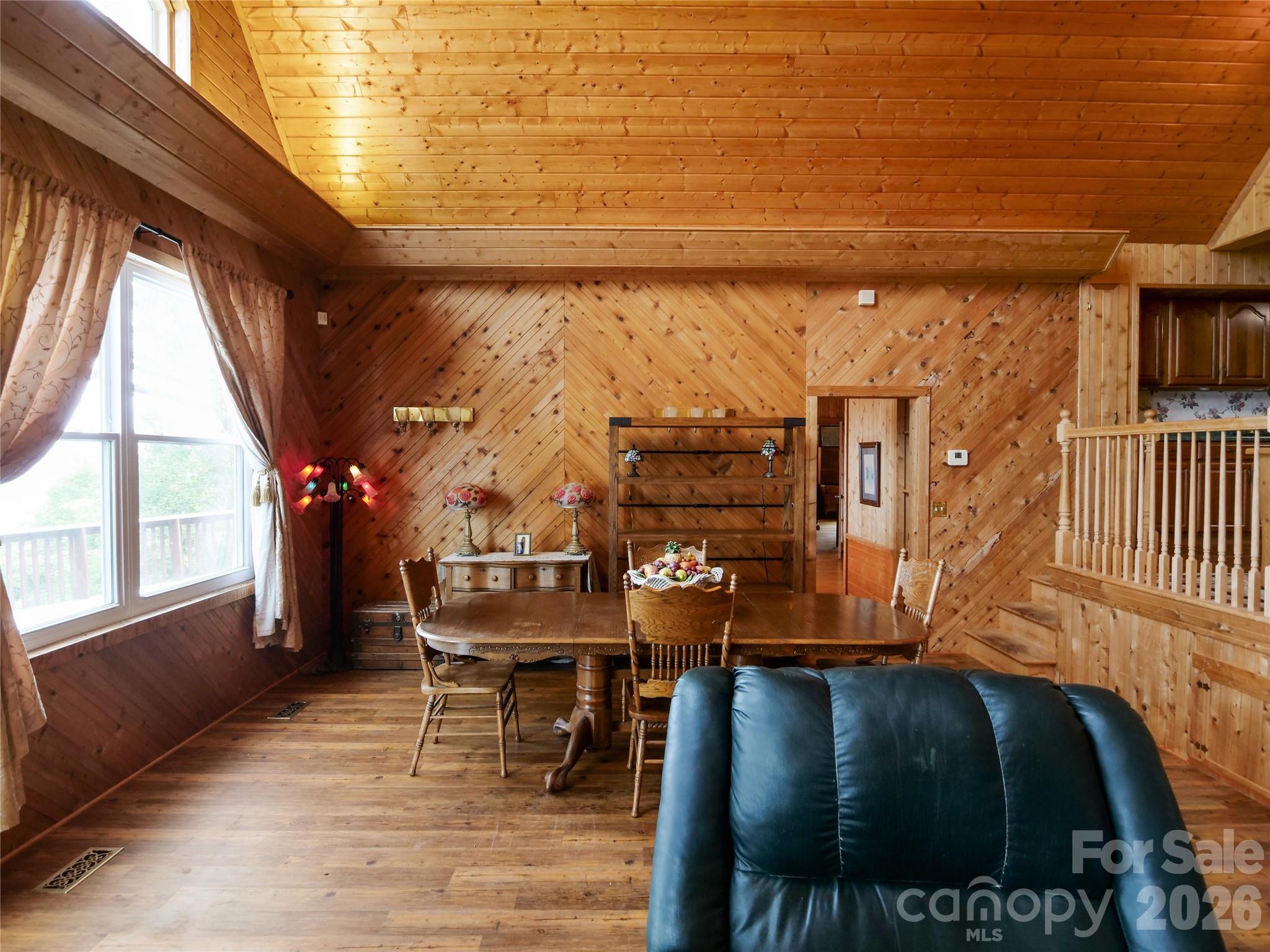386 Arrowhead Trail — Columbus