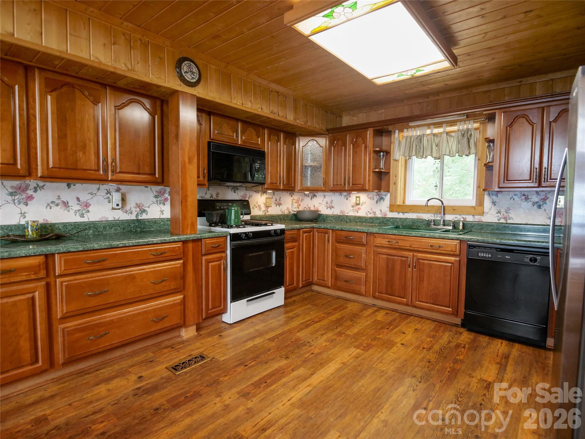 386 Arrowhead Trail — Columbus